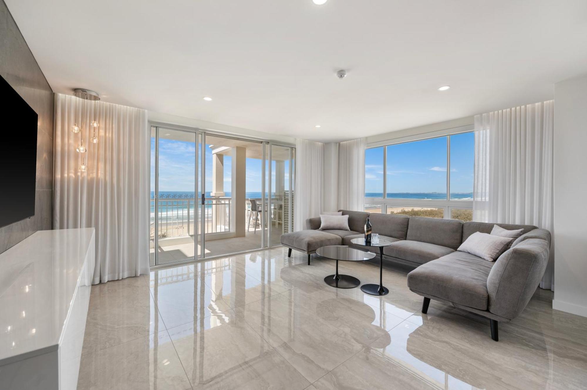 Two-Bedroom Deluxe Apartment Ocean View