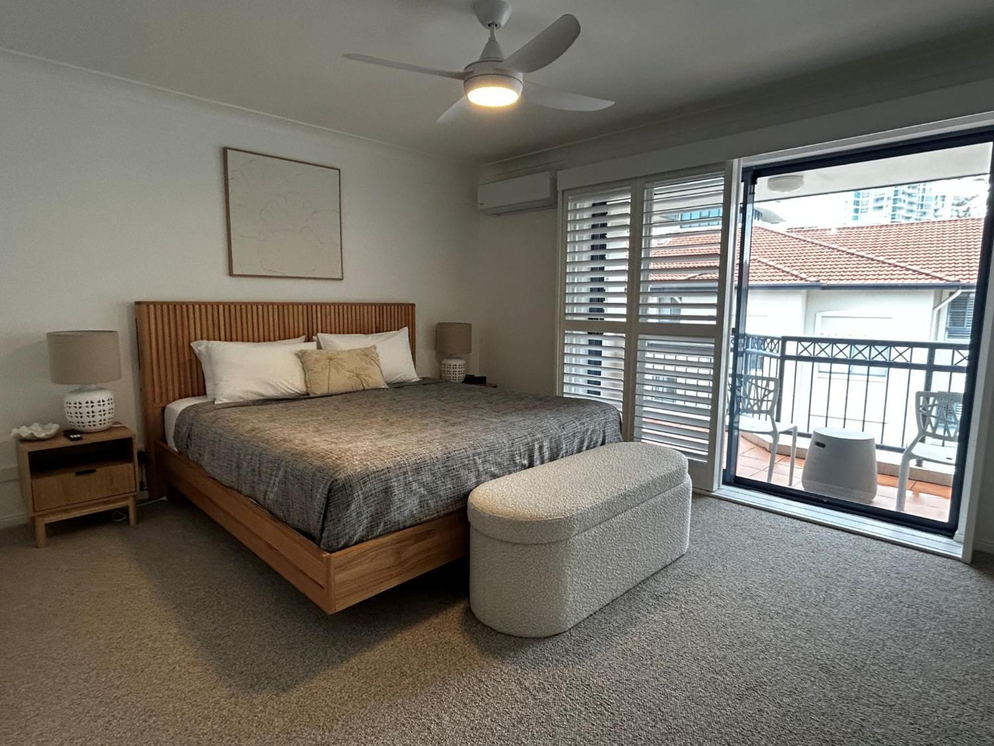2 Bedroom Superior Split Level Villa 1 King 1 Queen