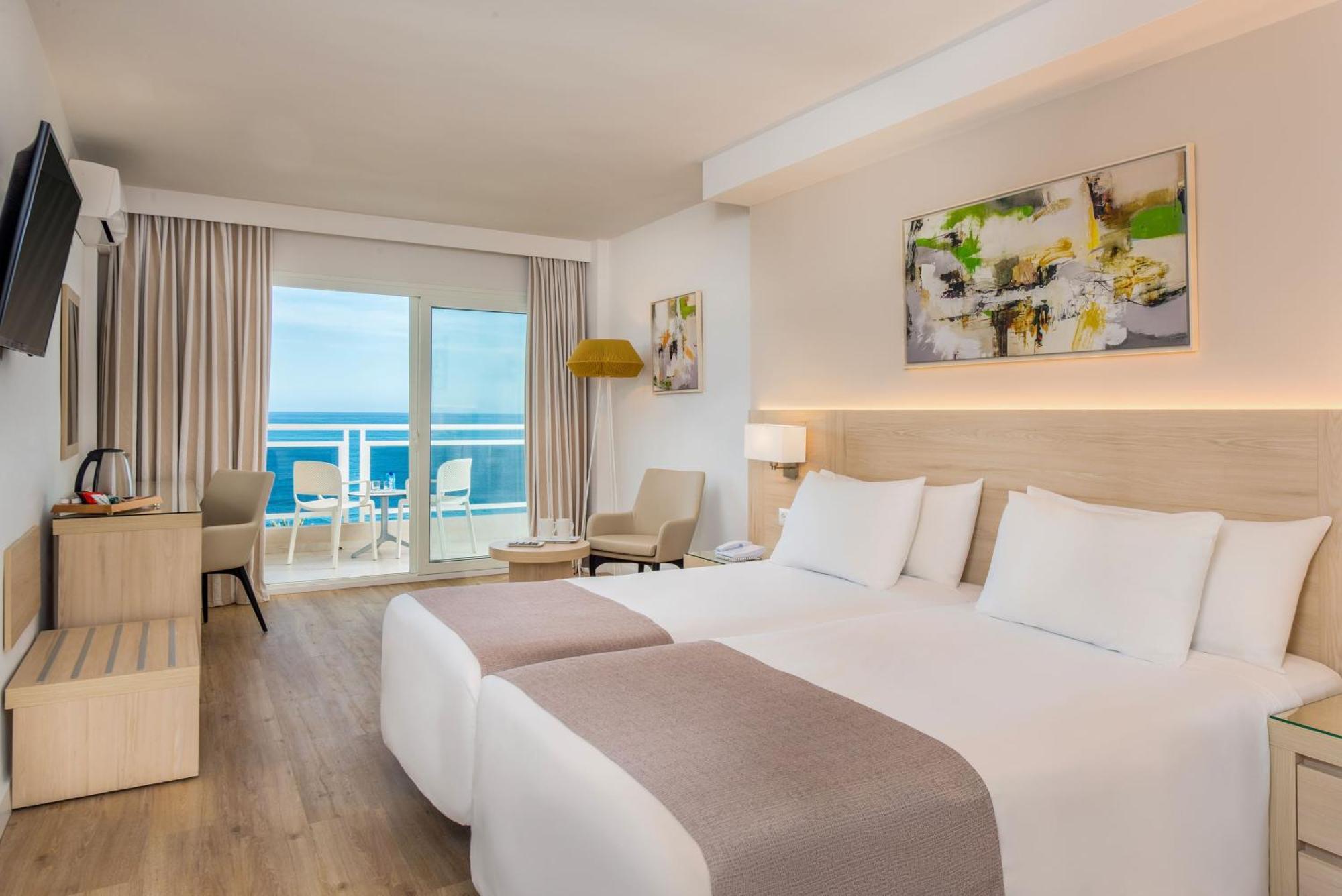 Premium Room with frontal Sea View