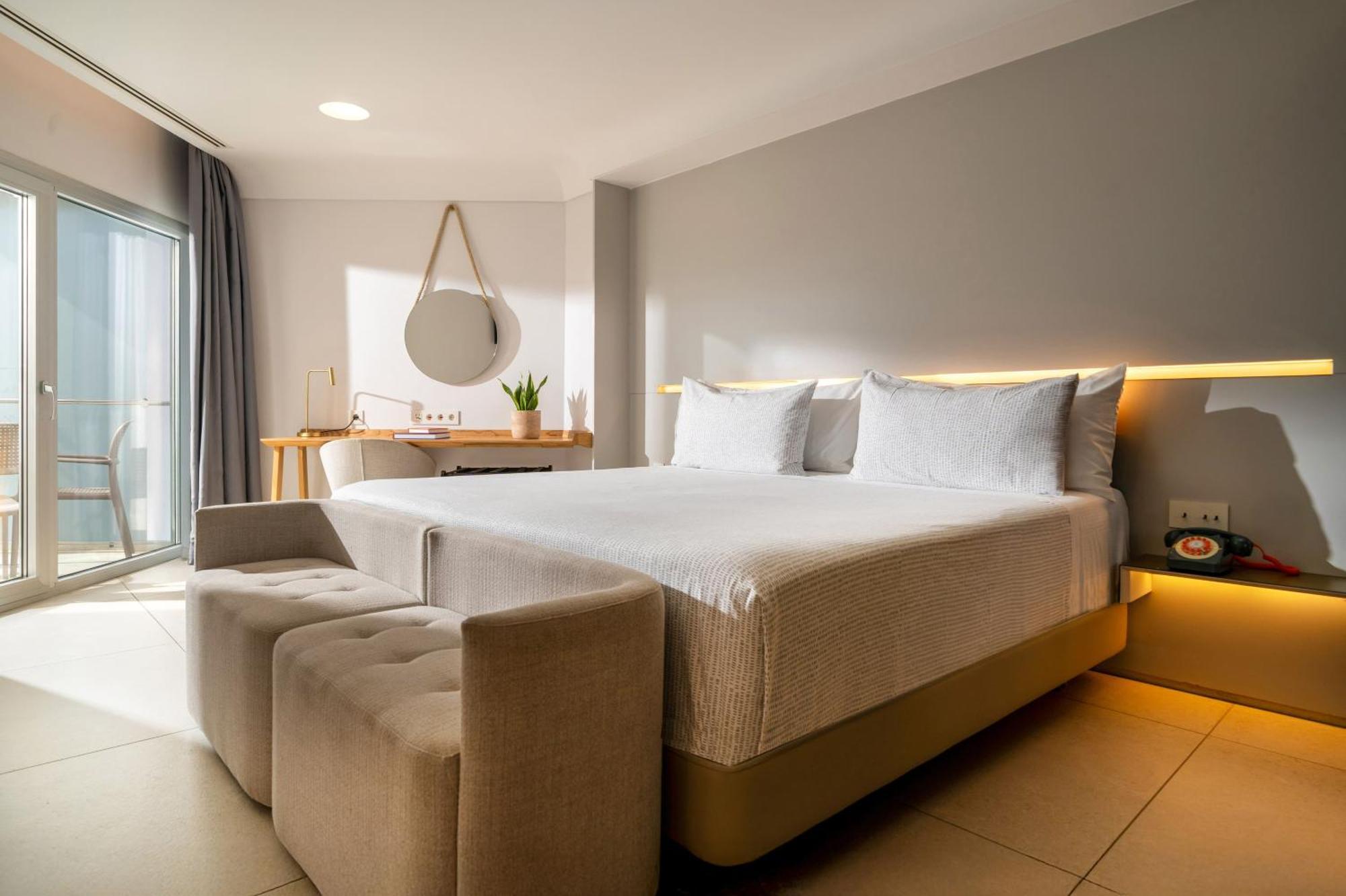The Innside Premium Room Port View