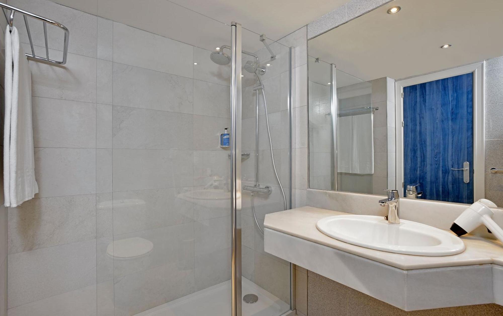 Double or Twin Room Sea View,1774442355:JPEG