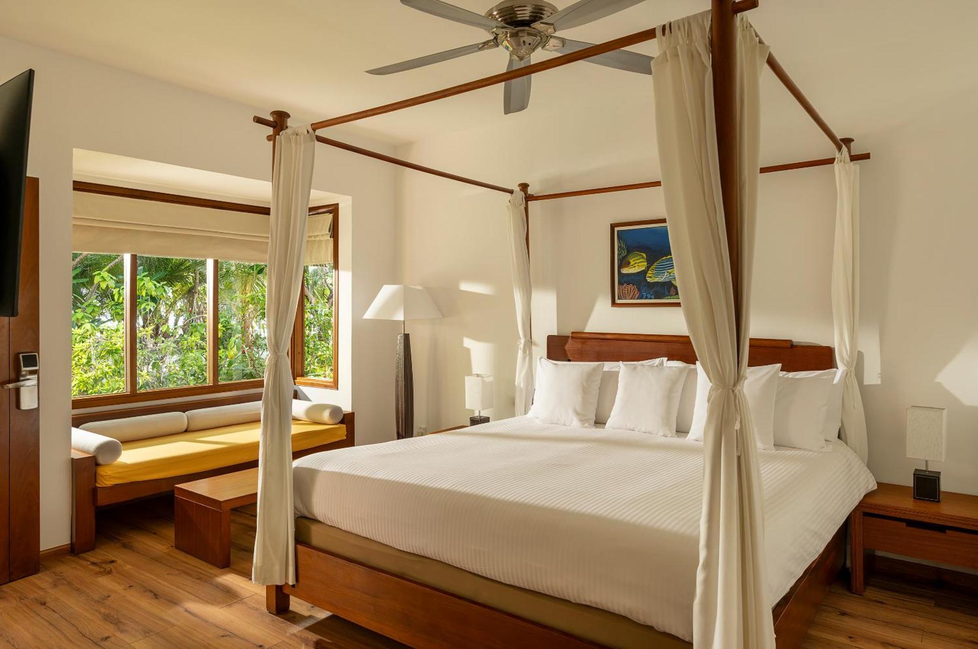 Beach Bungalow,1774458622:JPEG