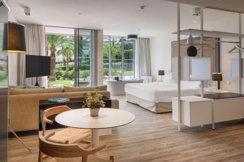 Suite The Level Garden con Vasca da Bagno all’Aperto