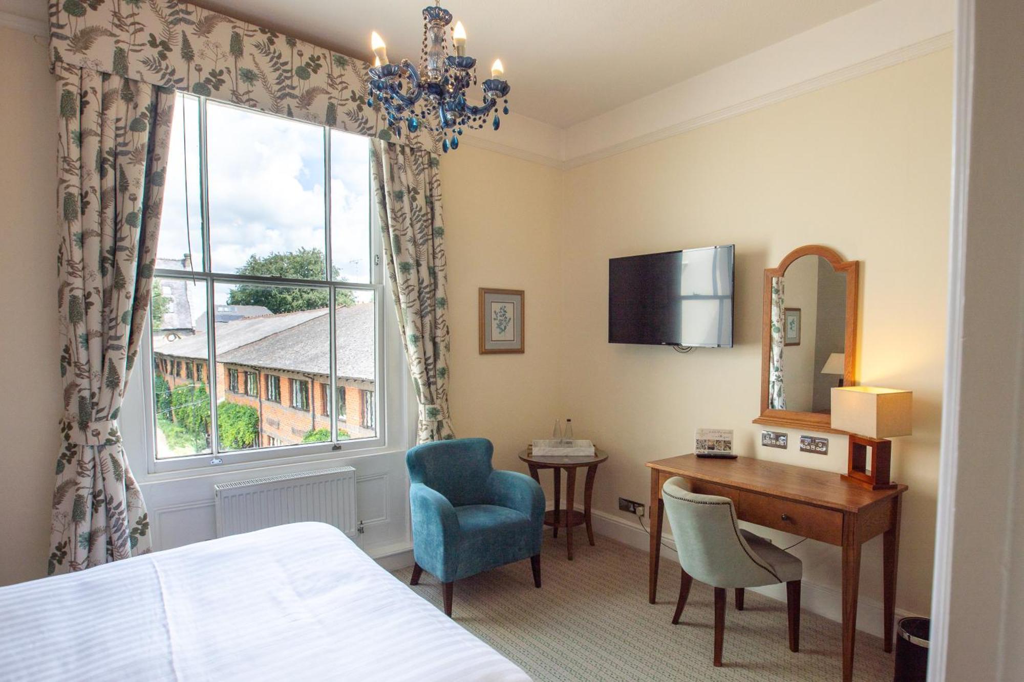 Feature Double Room