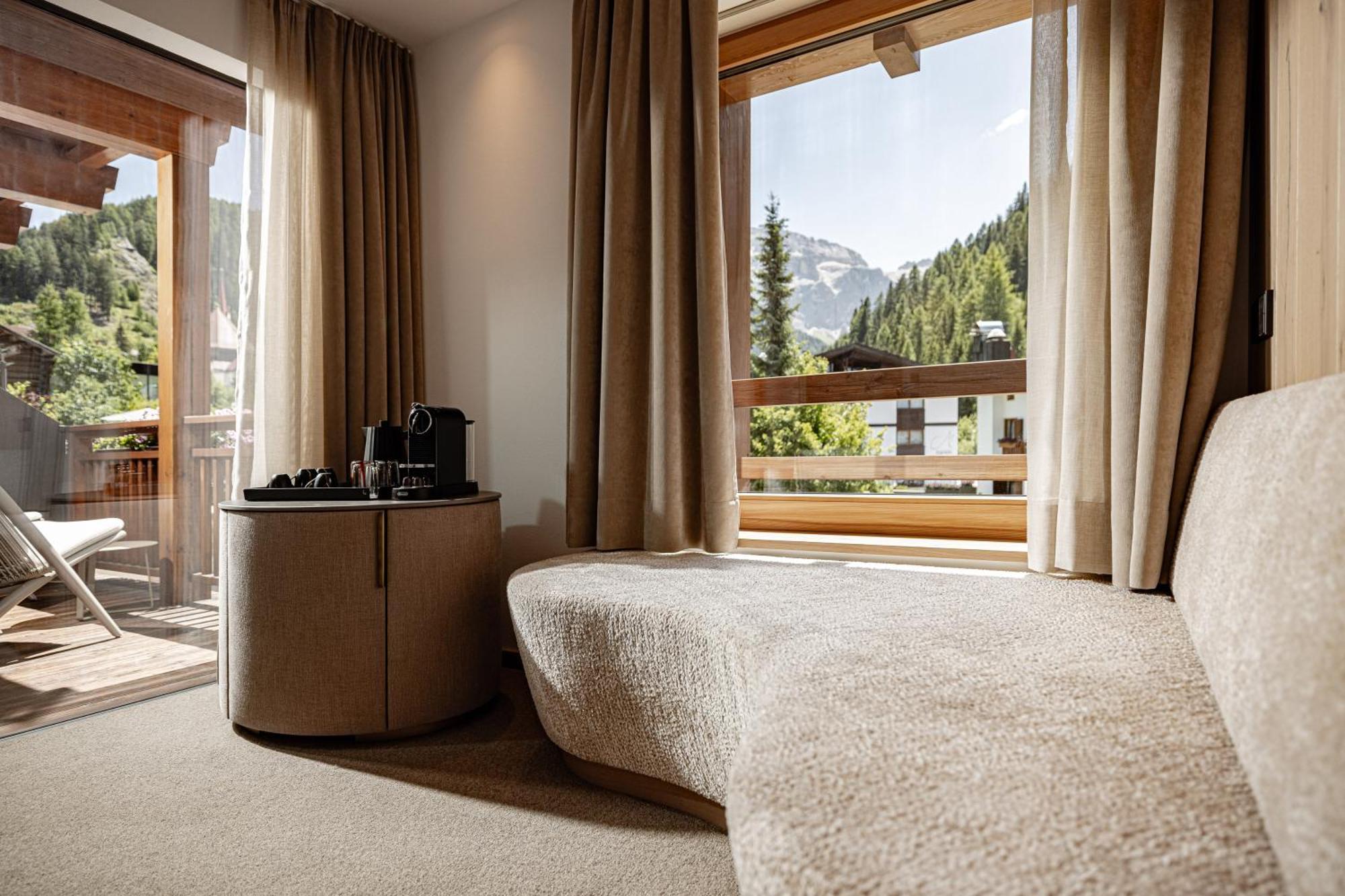 Double Room Mountain View