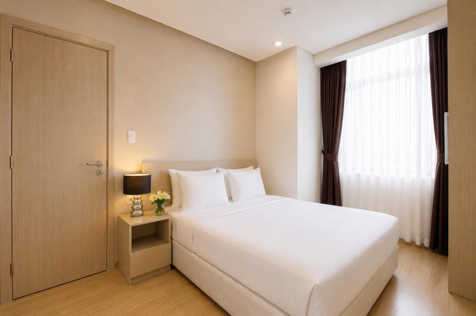 EXECUTIVE TWO-BEDROOM APARTMENT – CITY VIEW