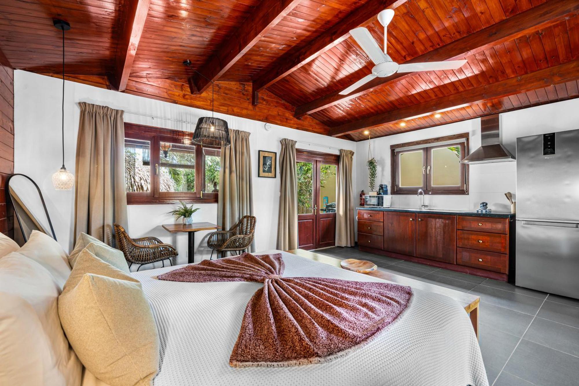 Superior Plunge Pool
