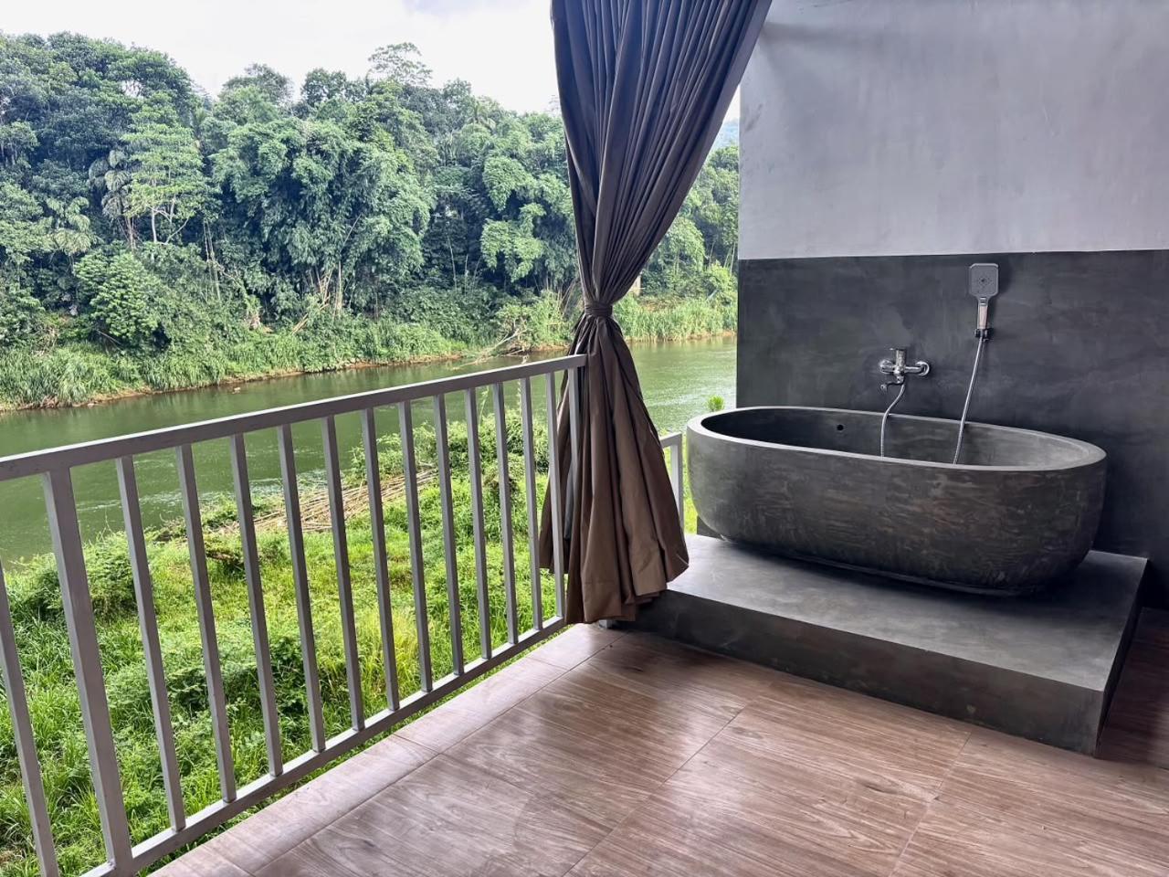 Suite River View
