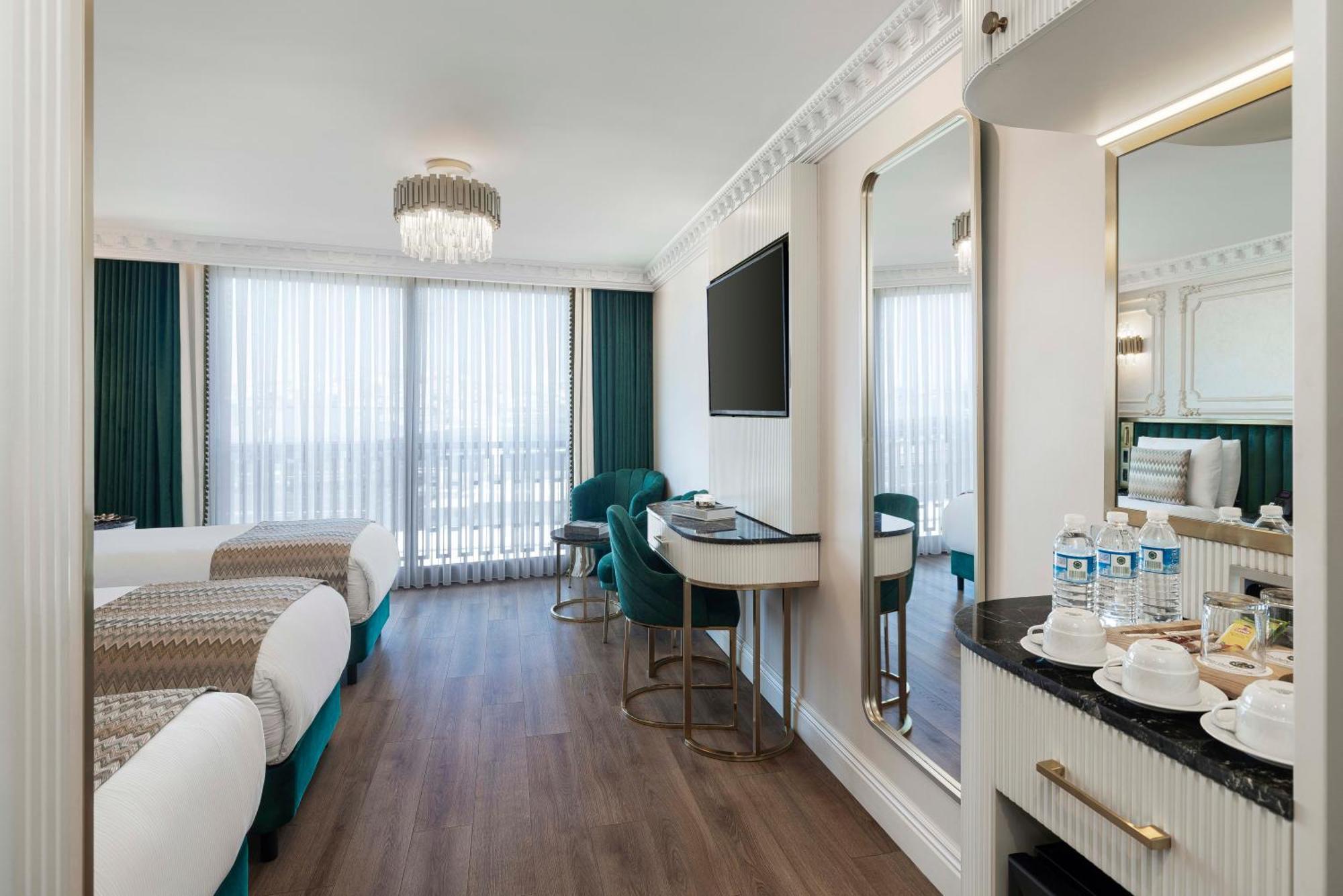 Superior Triple Room