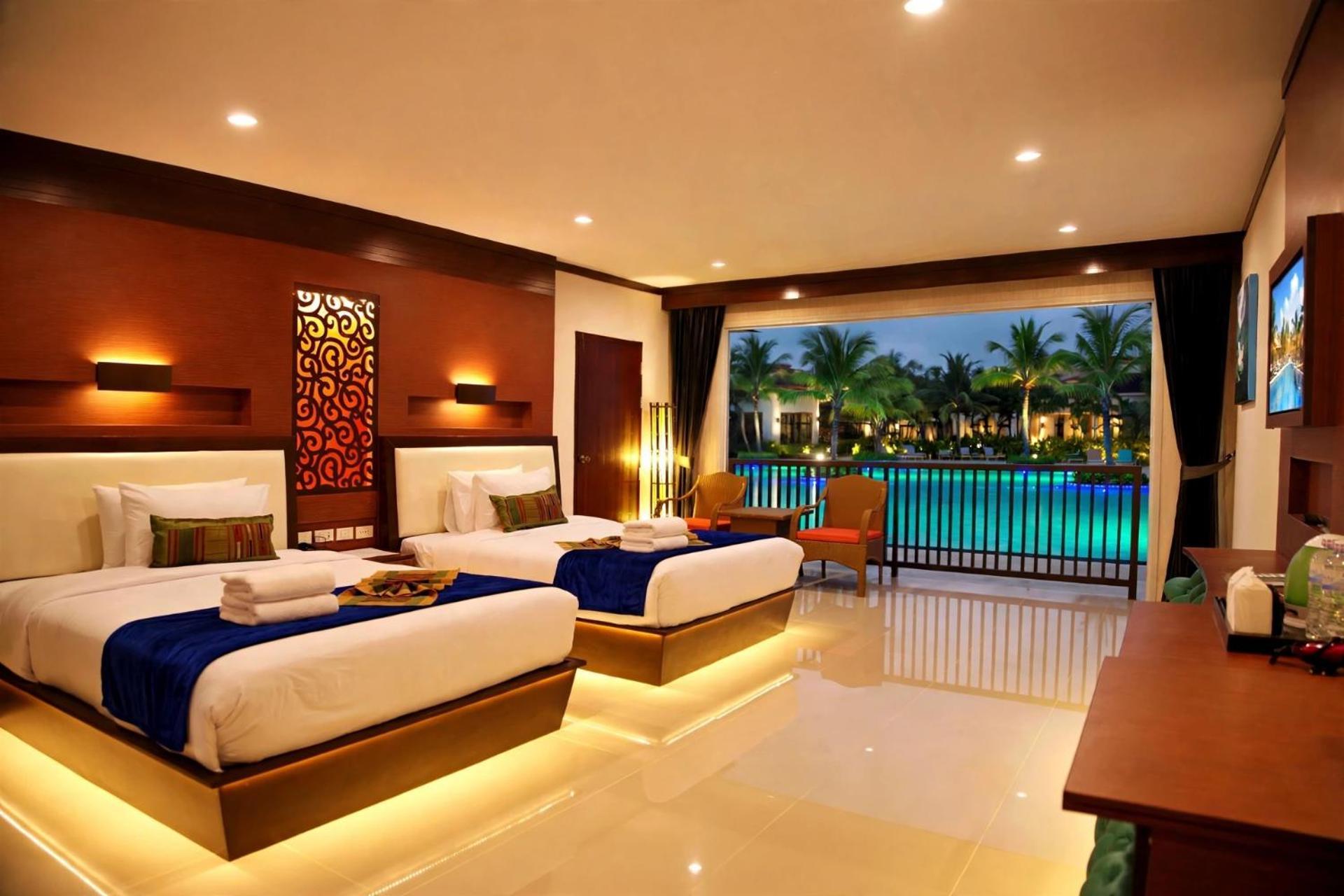Family Suite Pool Access