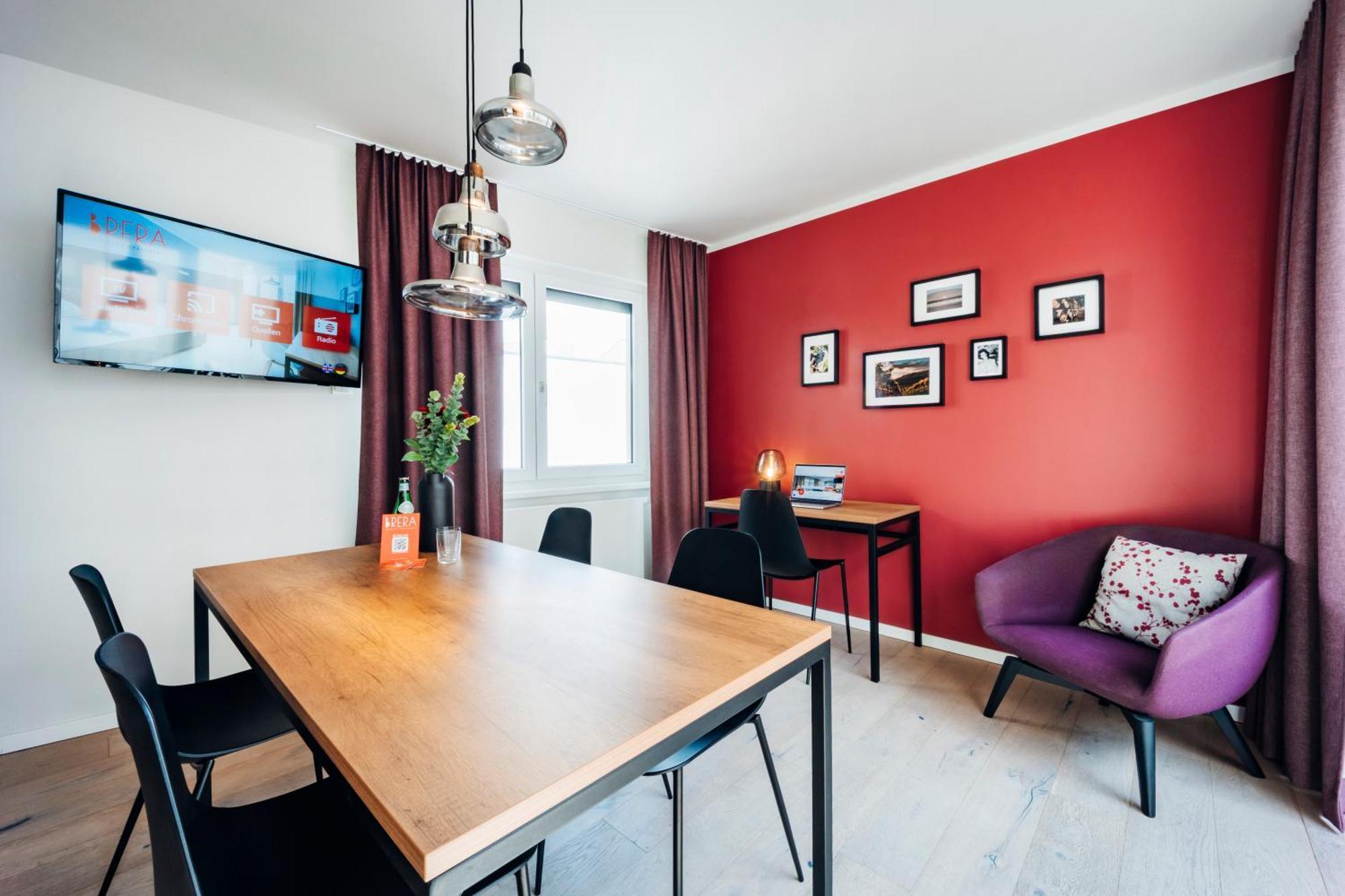 Apartment L - Queensize-Bett und Balkon