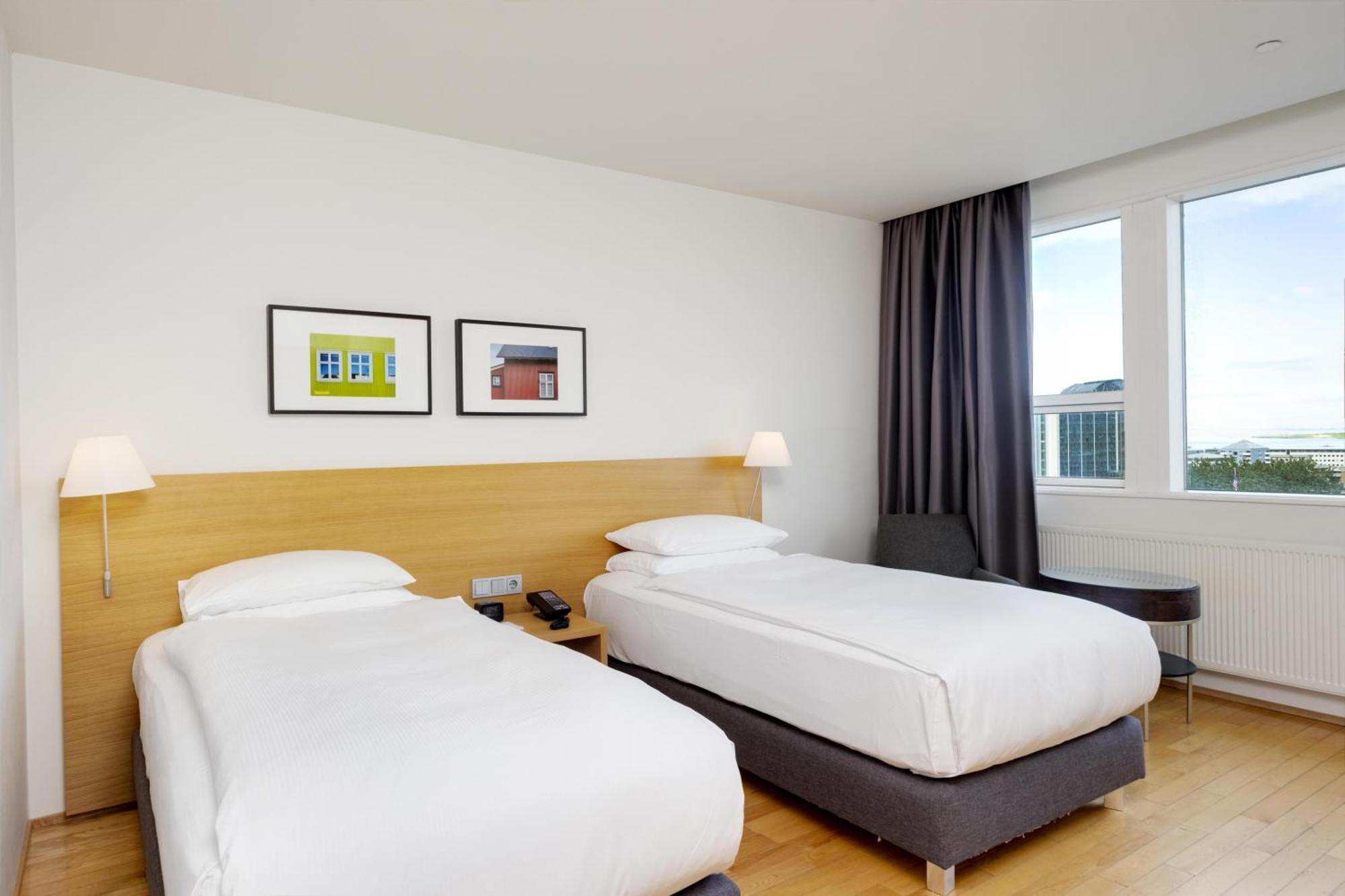 Twin Guest Room Scenic View