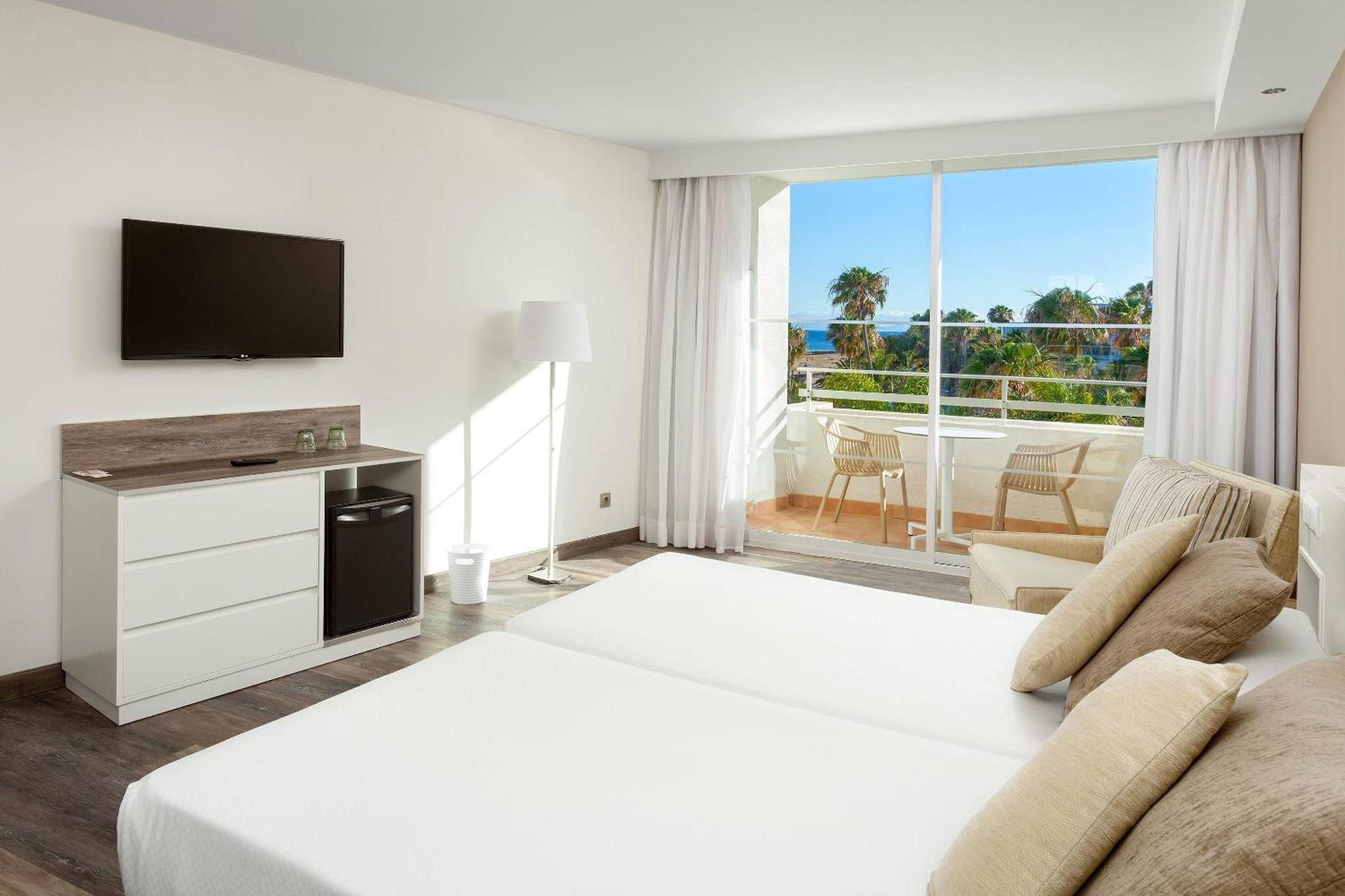 Twin Room Sea View