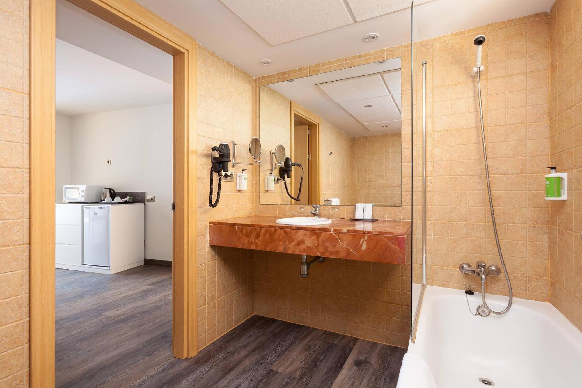 Superior Twin Room Sea View