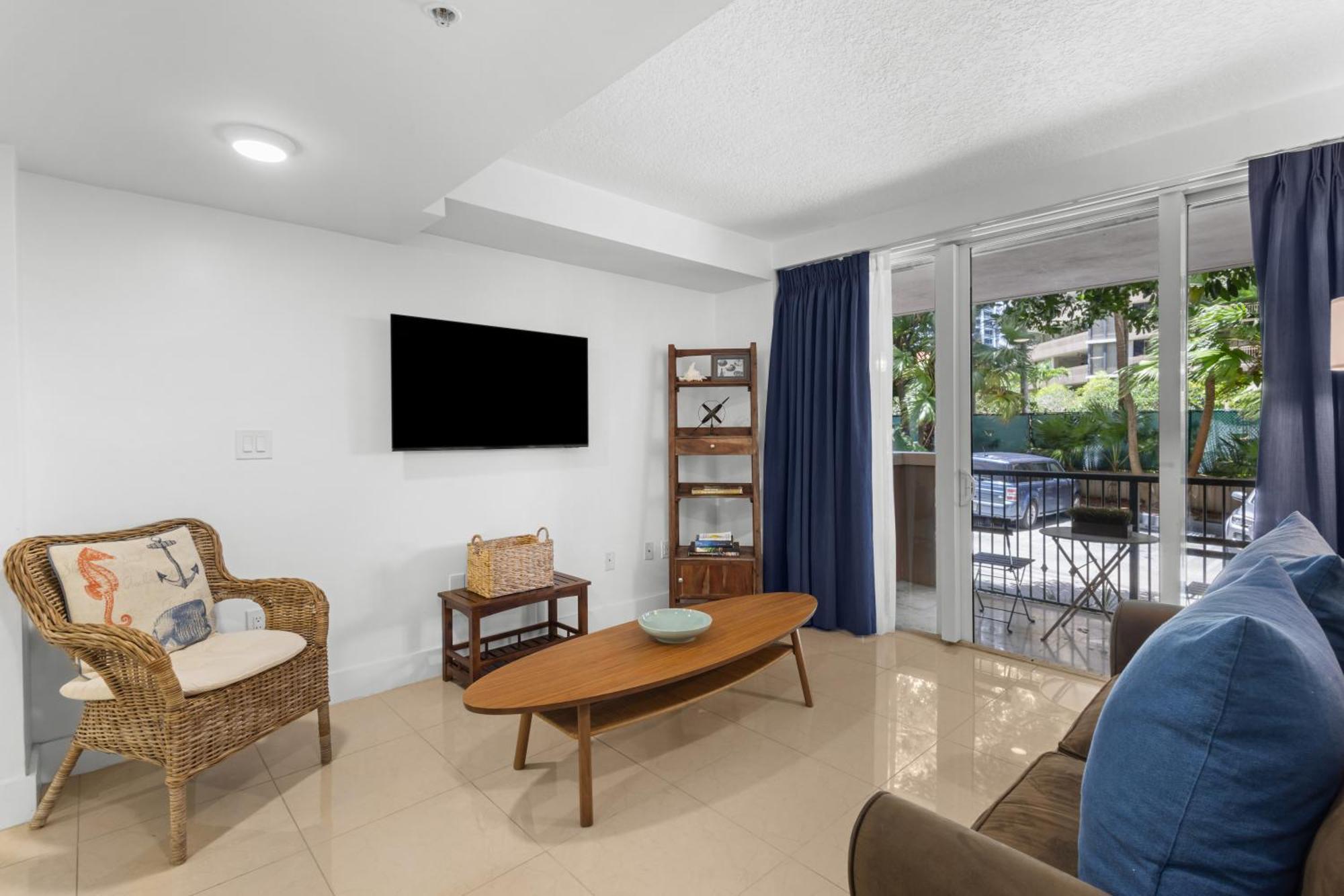 Superior One-Bedroom Apartment