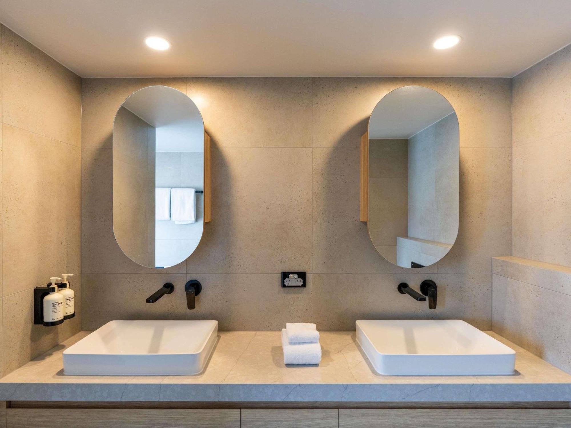 Three-Bedroom Ocean Apartment