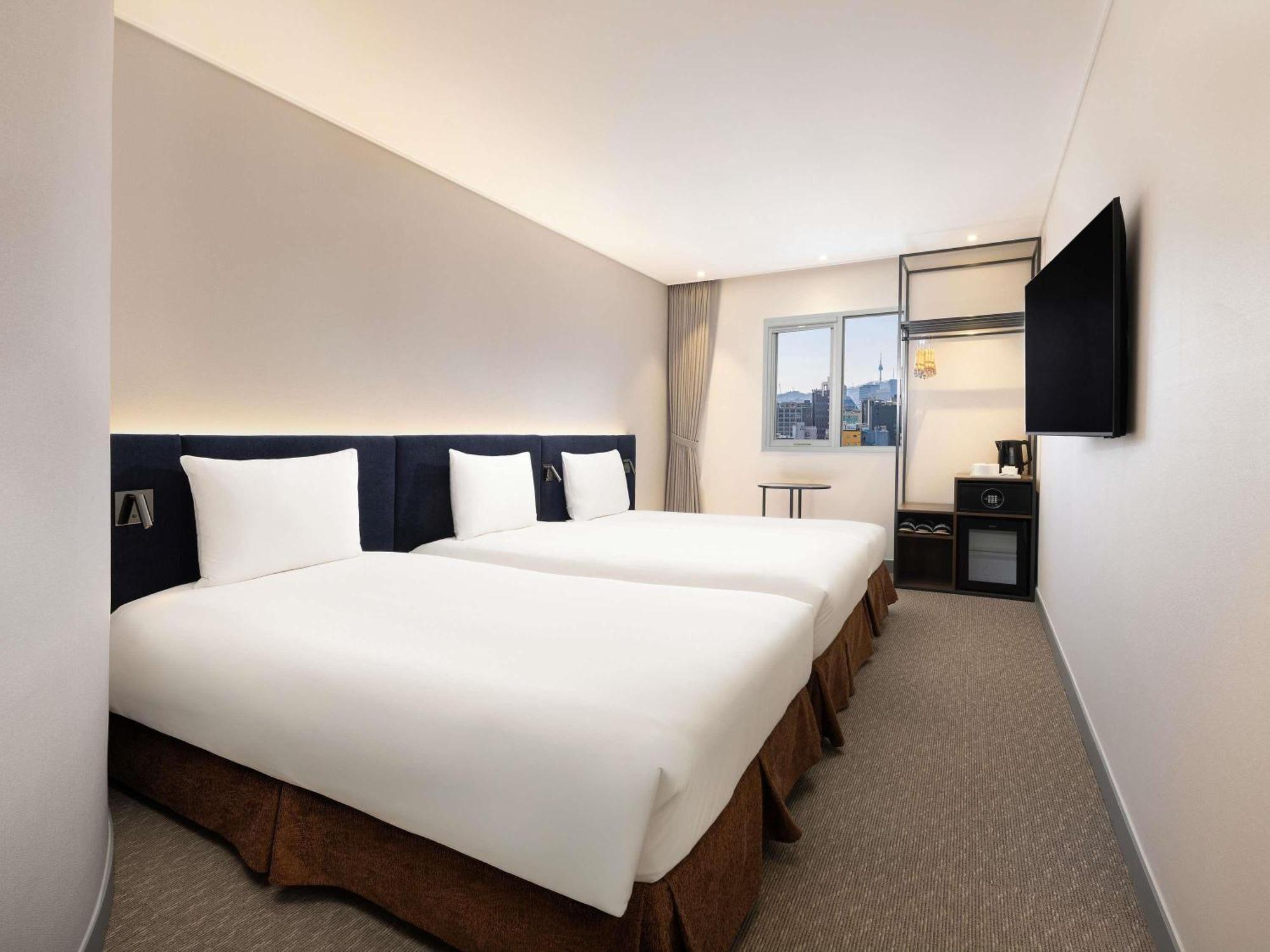 Superior Triple Room Three Single Beds