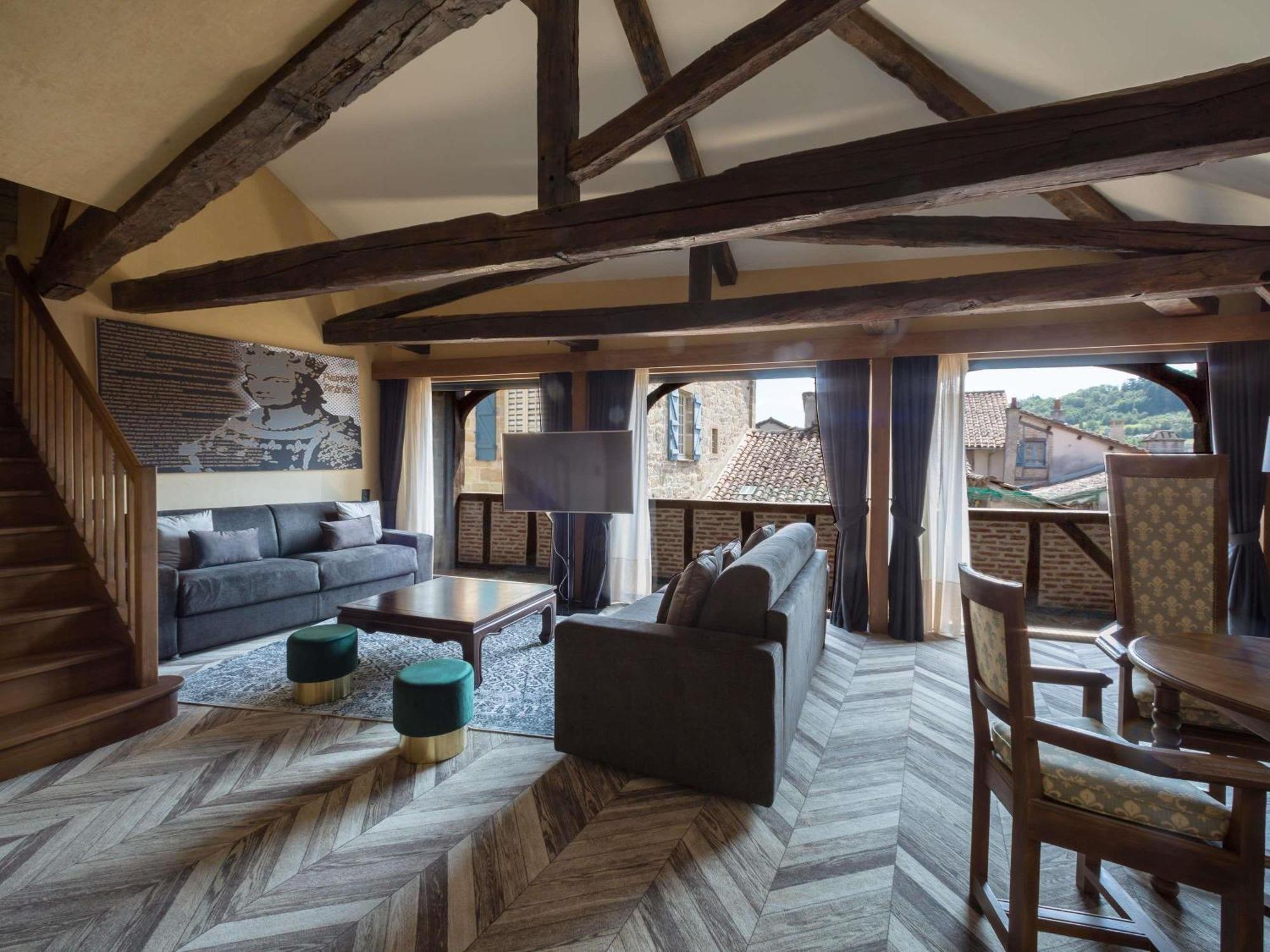 Family Suite One Double Bed Two Sofa Beds