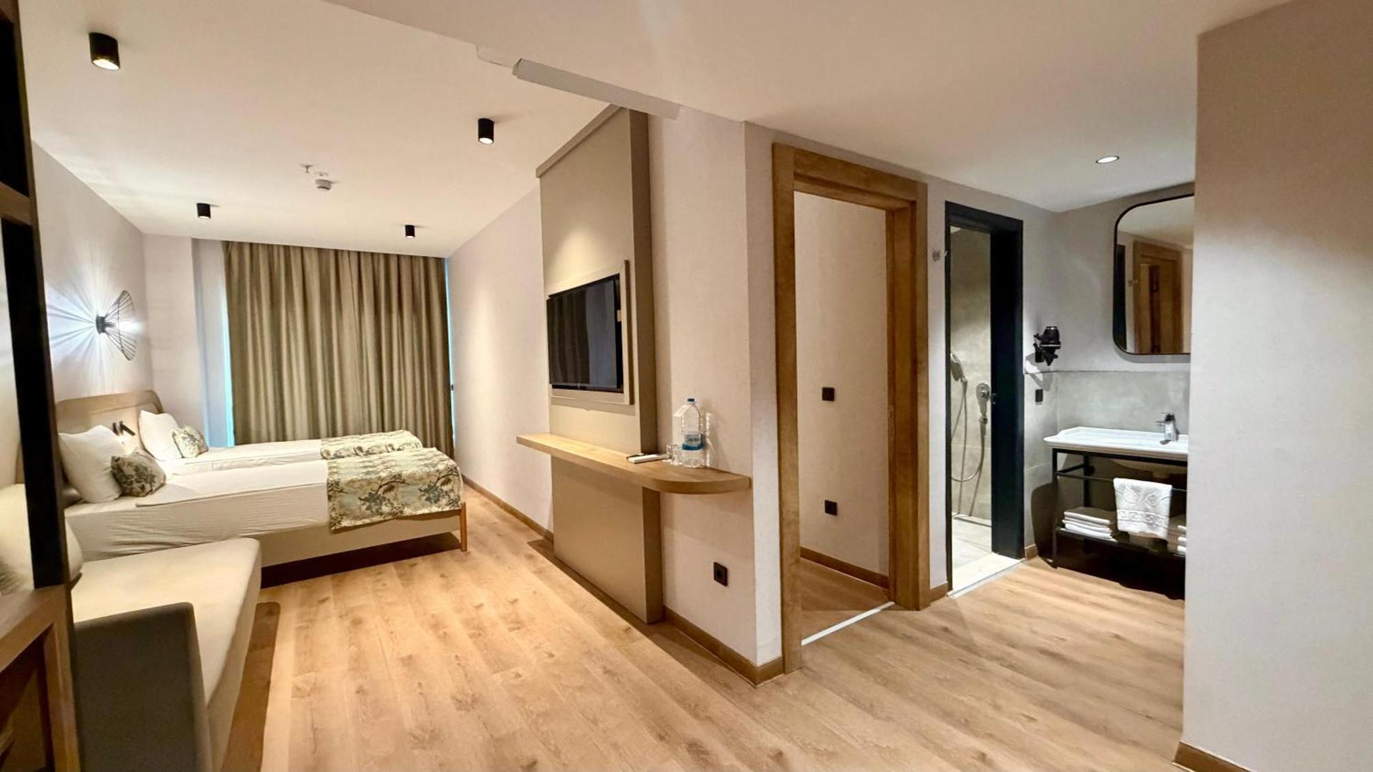 Standard Family Room