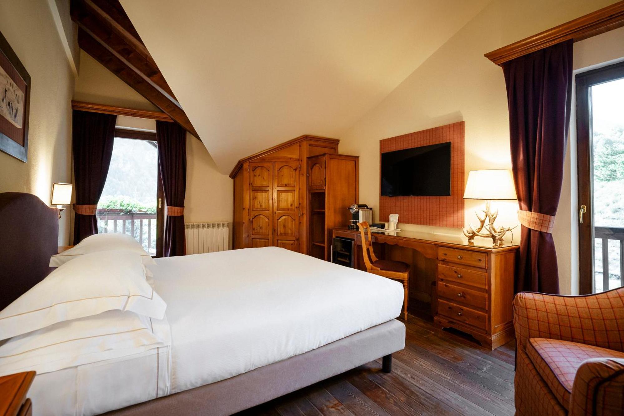 Superior Double or Twin Room