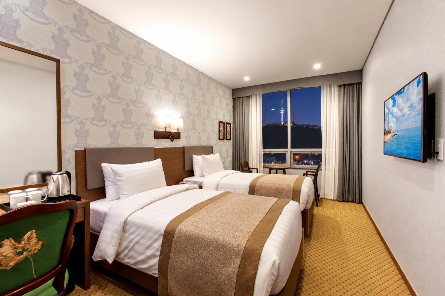 Superior Twin Room