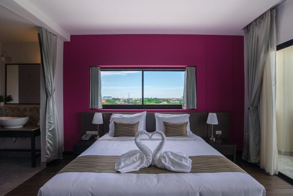Standard King Room