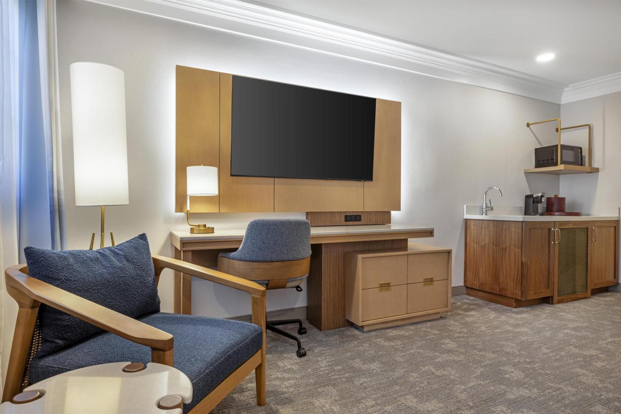 Queen Room Two Queen Beds Bath Tub Disability Access or Non-Smoking