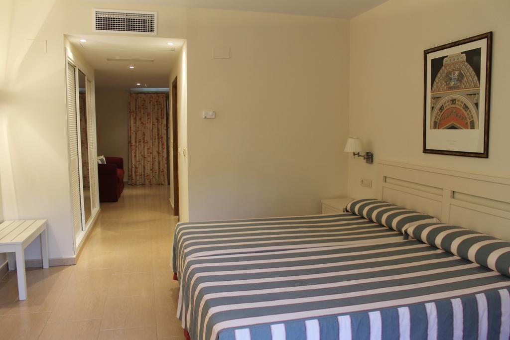Junior Suite,197360488:JPEG