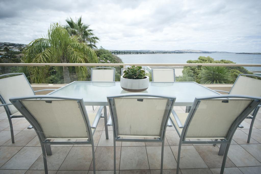Apartment with Ocean View