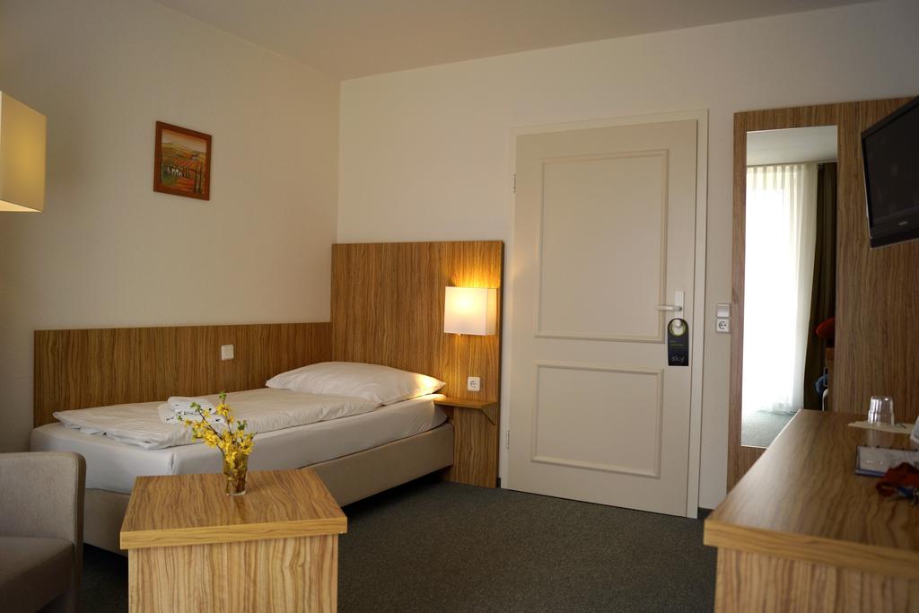 Single Room Balcony