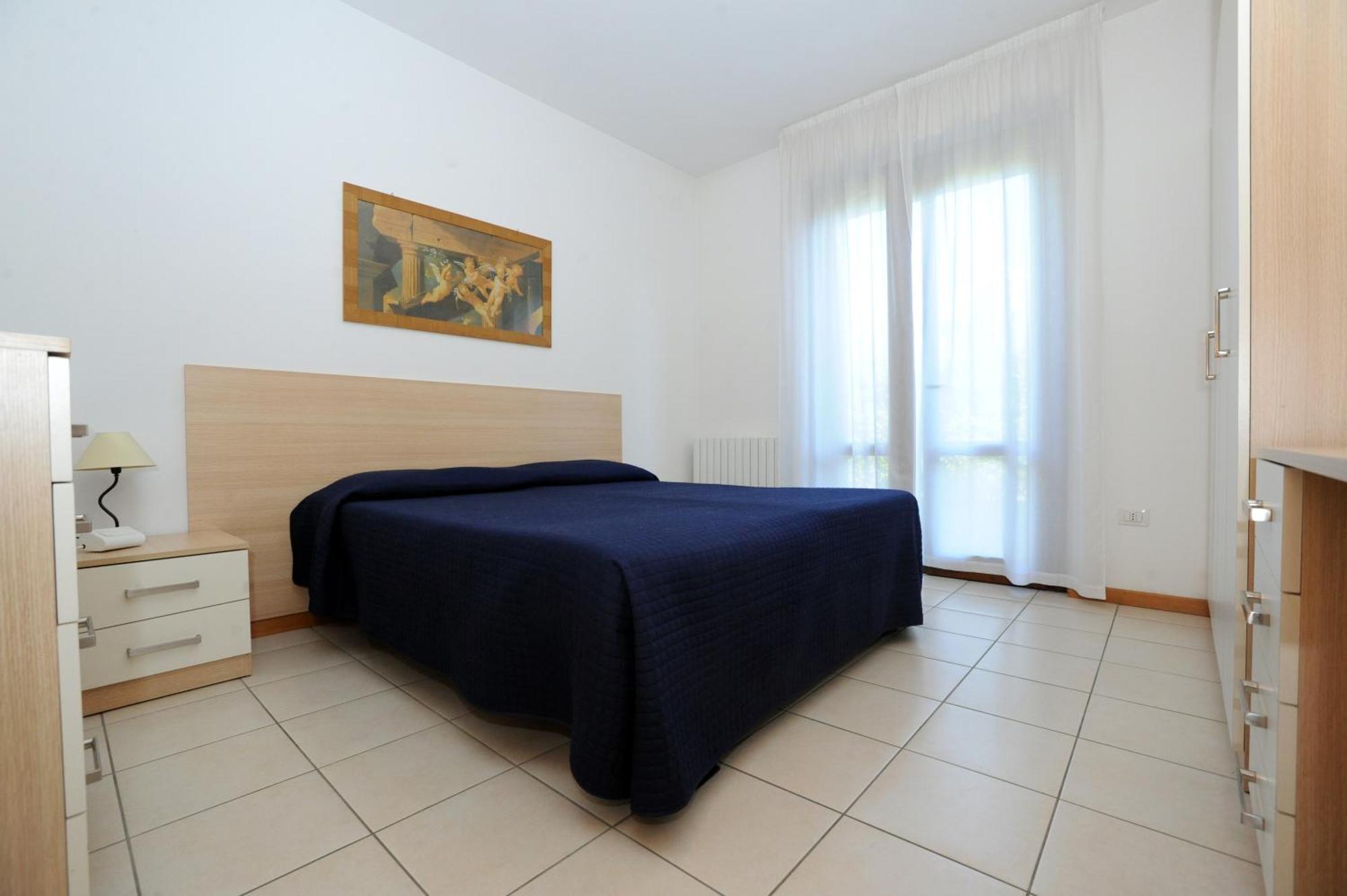 One-Bedroom Apartment,1580610247:JPEG
