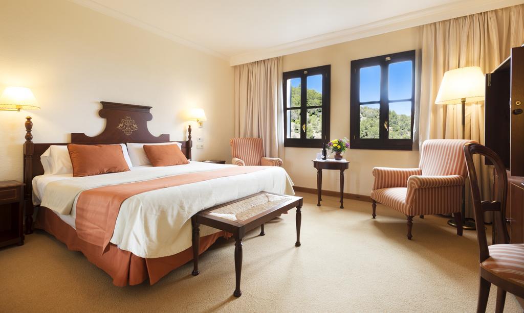 Classic Double or Twin Room in Annex Building
