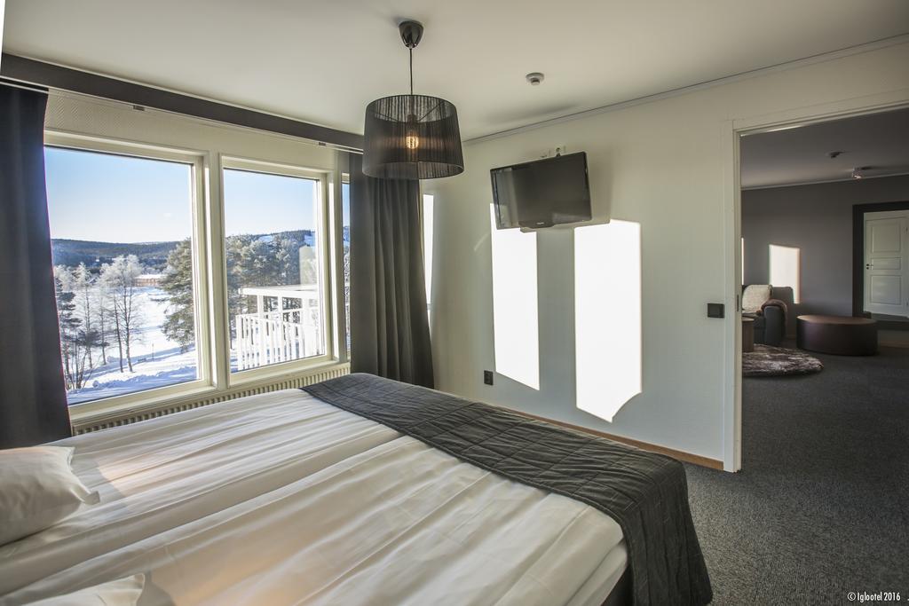 Große Suite mit Balkon