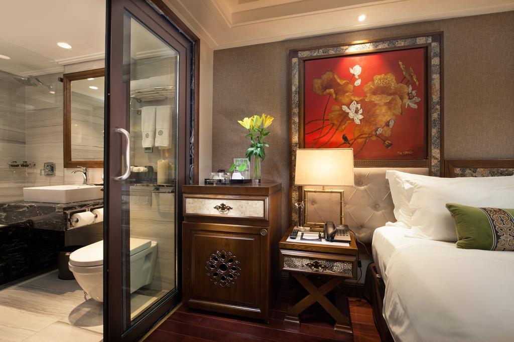 Superior Deluxe Double or Twin Room