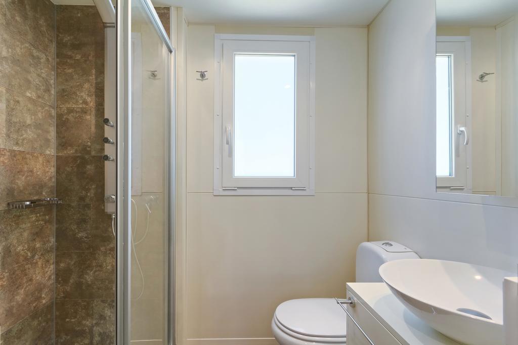 Comfort Three-Bedroom Mobile Home Gardenia