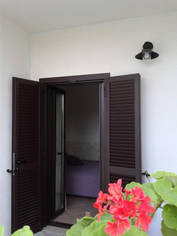 Small Double Room,1698129868:JPEG