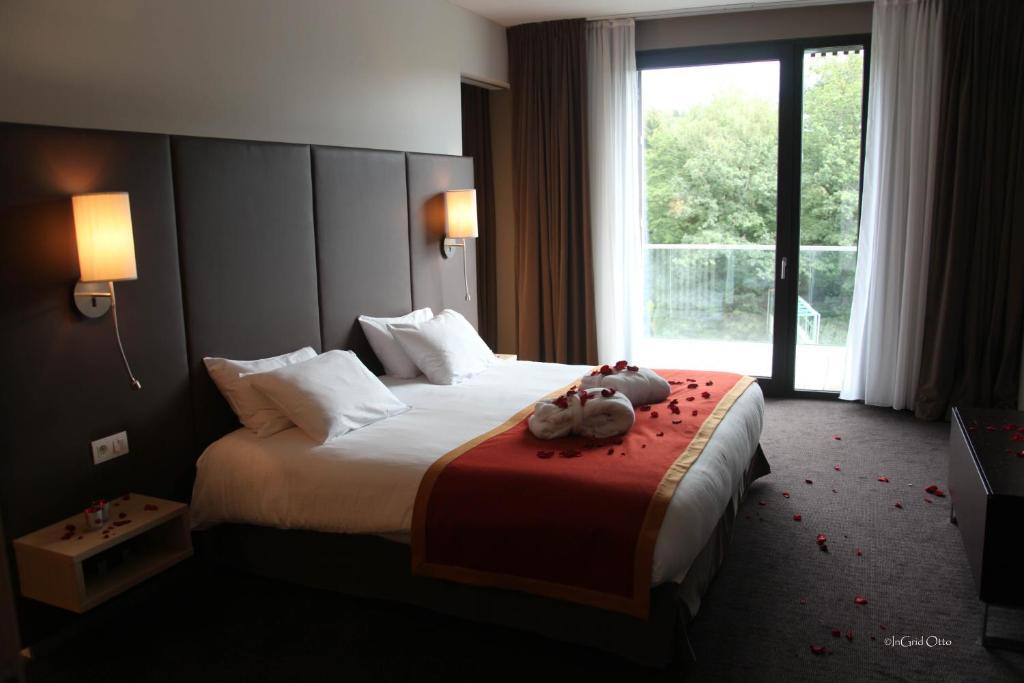 Double Room,27396083:JPEG