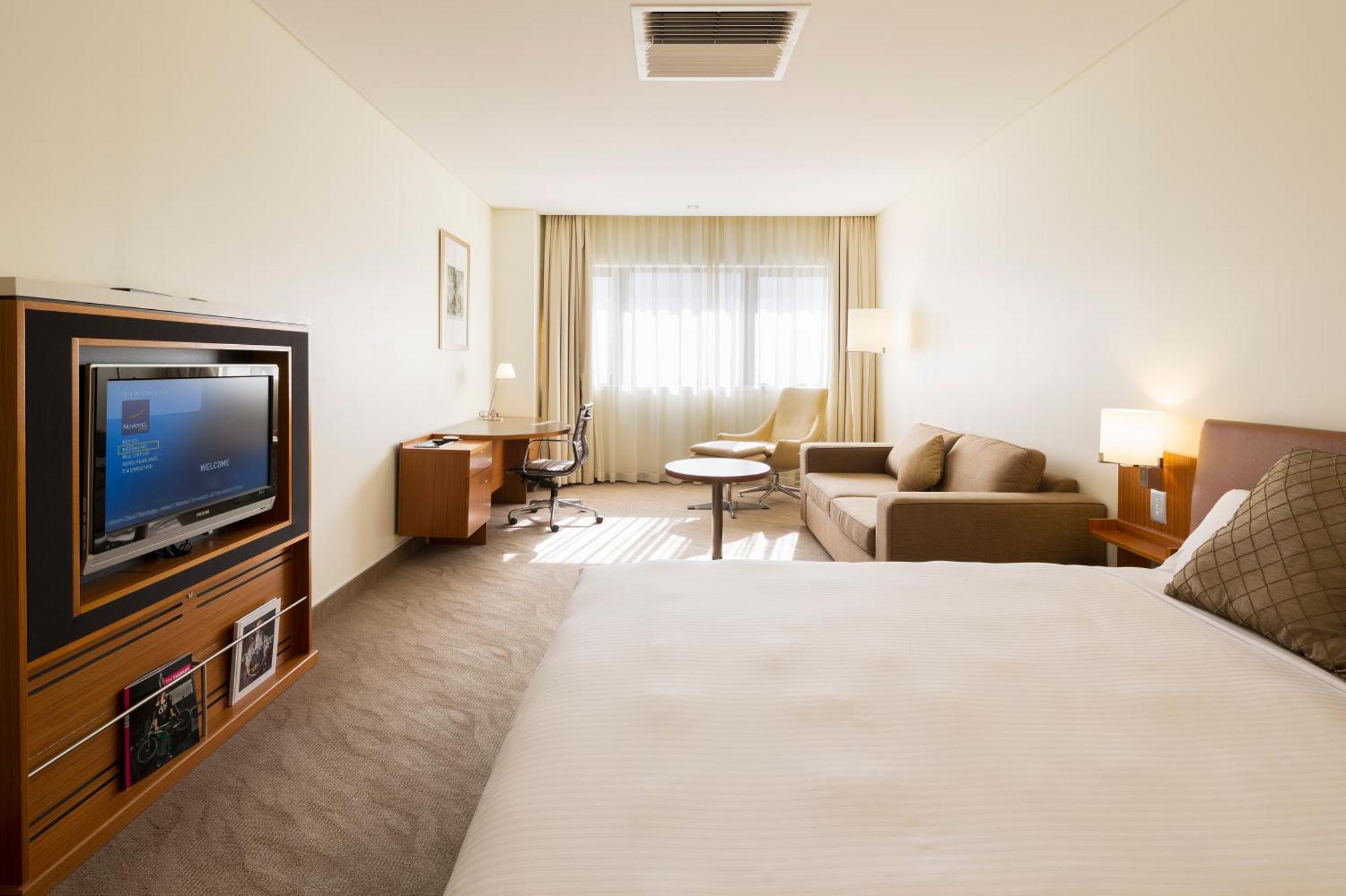 Standard Queen Room