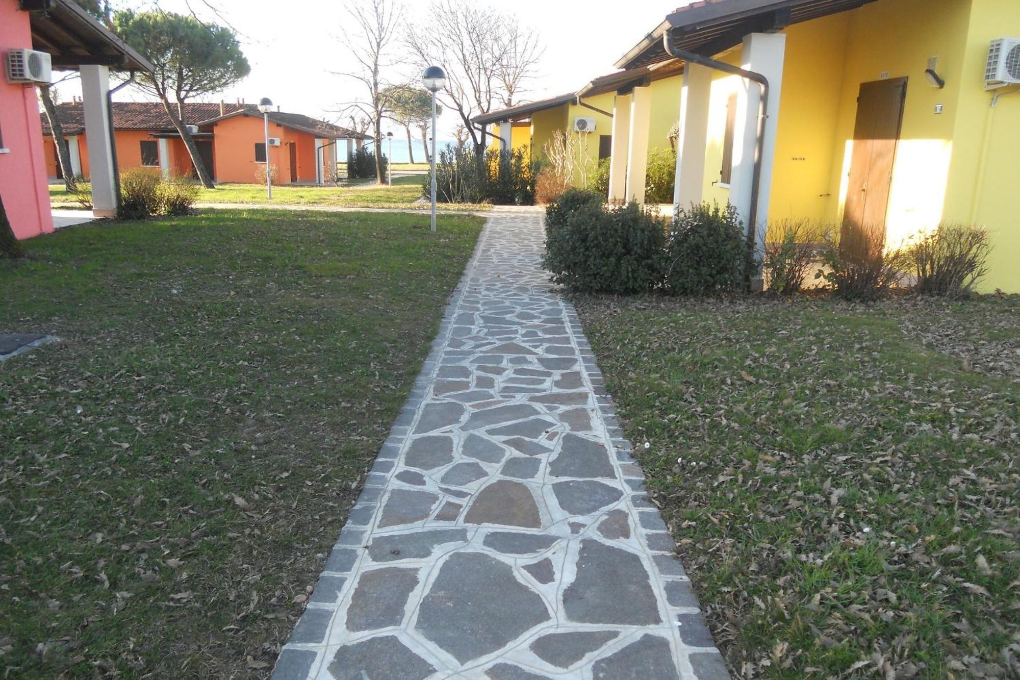 One-Bedroom Bungalow,431297286:JPEG