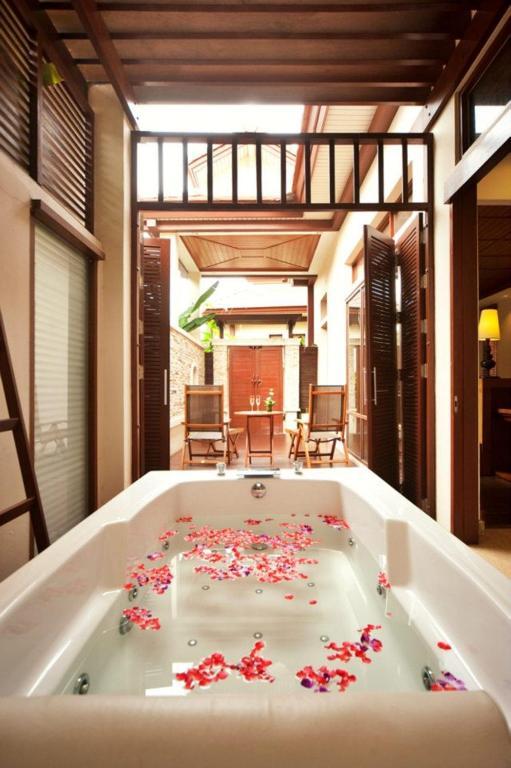 Villa Spa Bath,30725408:JPEG