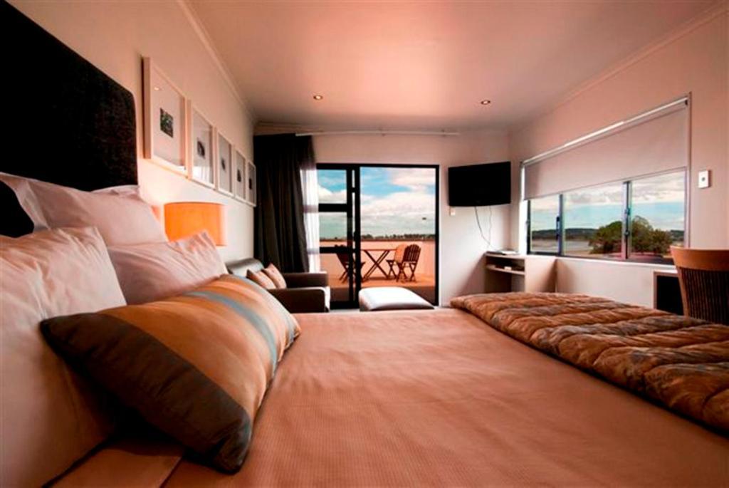 Studio with Lake View