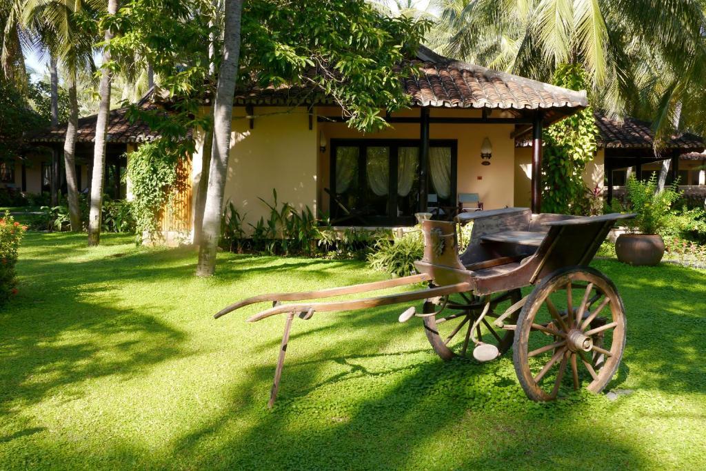 Bungalow Garden view