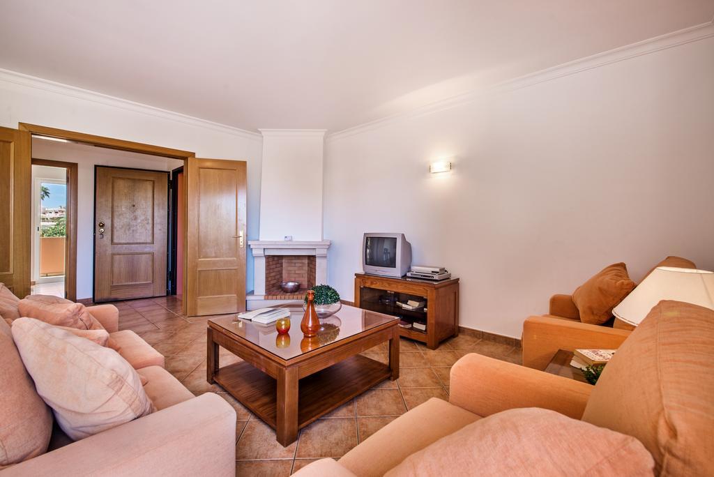Three-Bedroom Apartment,318846001:JPEG