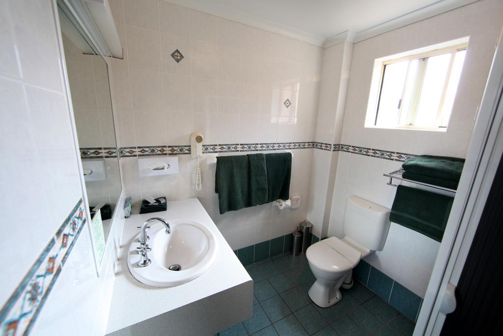 Queen Room - 3