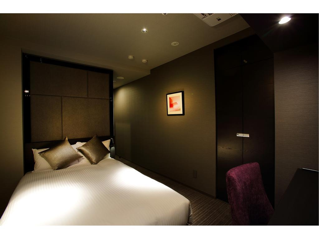 Double Room with Small Double Bed - Smoking