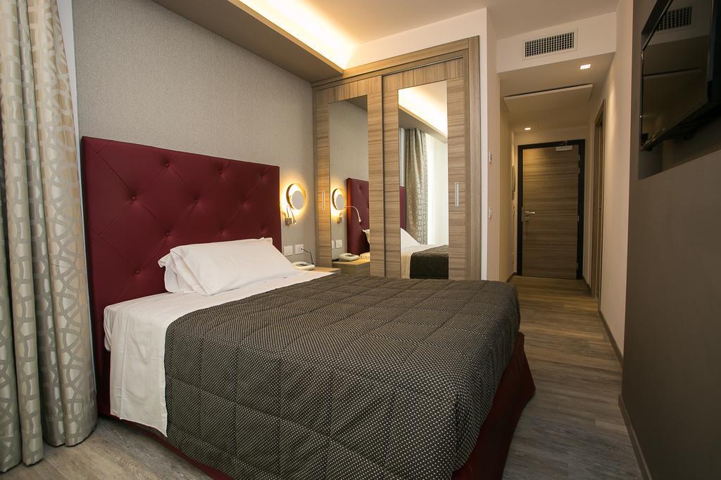 Deluxe Single Room Balcony,327235210:JPEG