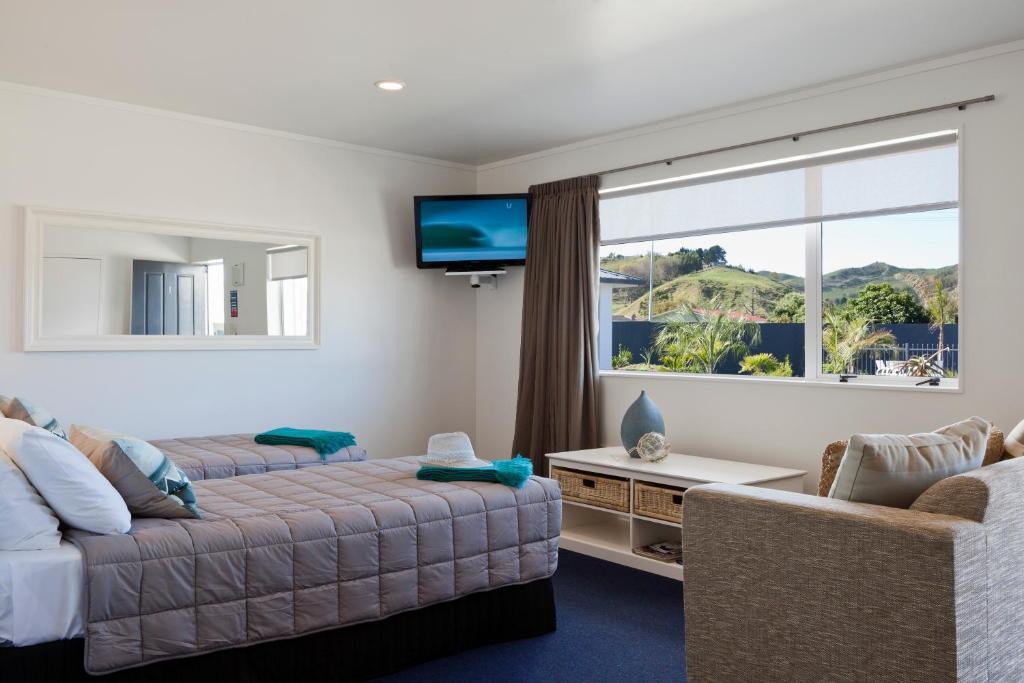 One-Bedroom Family Suite