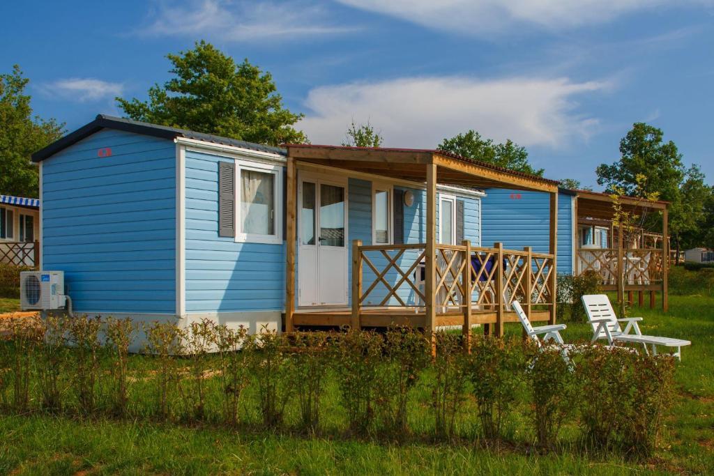 Classic Mobile Home
