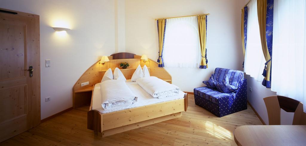 Standard Double Room,633127209:JPEG