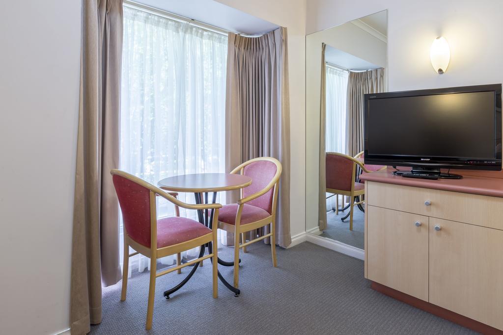 Queen Room